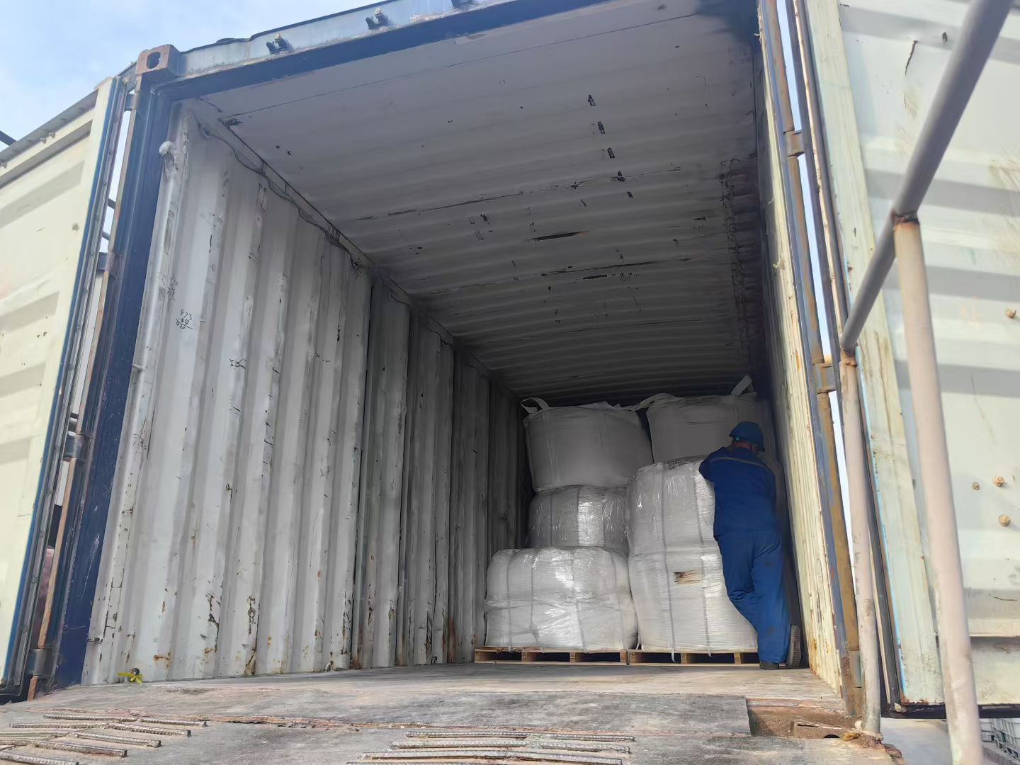 Nonionic Polyacrylamide for Oilfield delivery